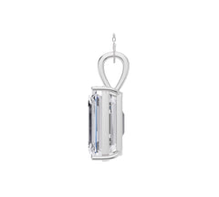 Endearing Emerald Pendant