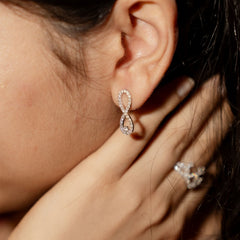 Bijou Co Infinia Earring